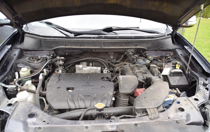 Mitsubishi Outlander cena 37500 przebieg: 280000, rok produkcji 2012 z Uniejów małe 154